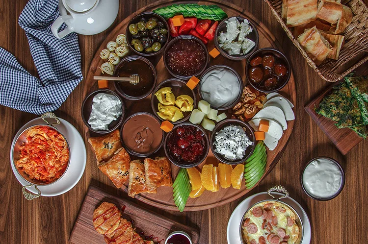 İki Kişilik Serpme Van Kahvaltısı